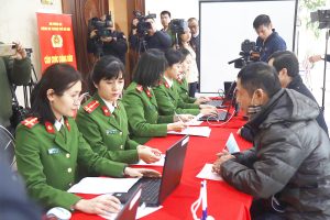 Cấp thẻ căn cước công dân theo đúng quy định