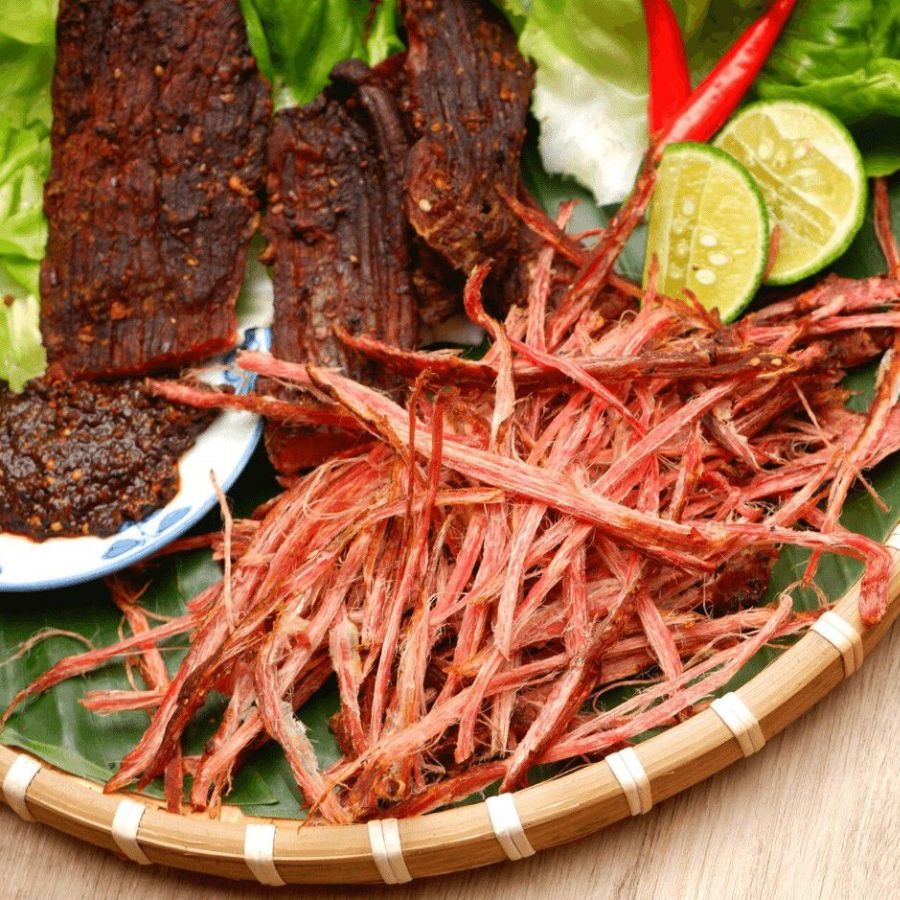 Thịt trâu gác bếp