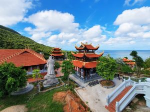 Top 7 địa điểm du lịch tâm linh nổi tiếng khi đi tour du lịch Phú Quốc