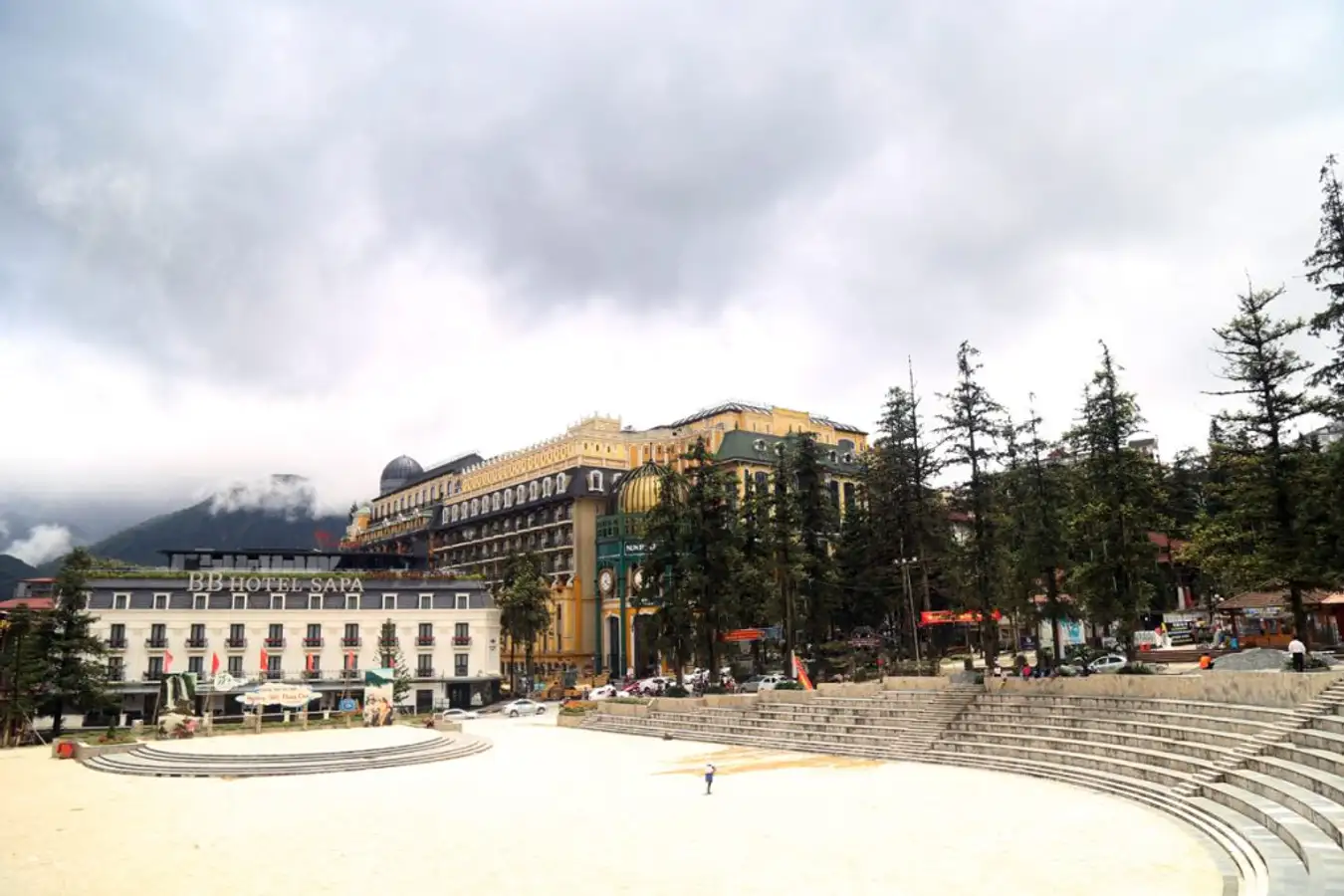 Quảng Trường Sapa