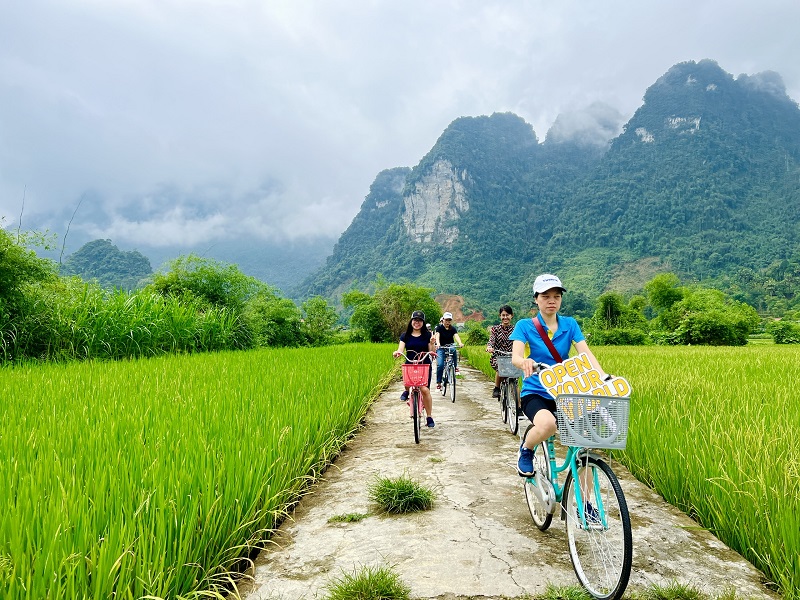 Du lịch SaPa: Ngẩn ngơ trước vẻ đẹp nên thơ tại Nậm Cang