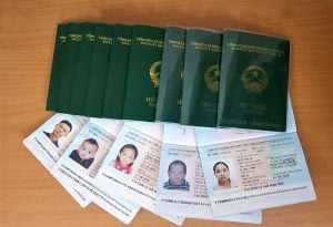 làm hộ chiếu online cho trẻ em