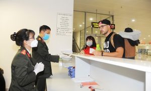 Luật Nhập cảnh