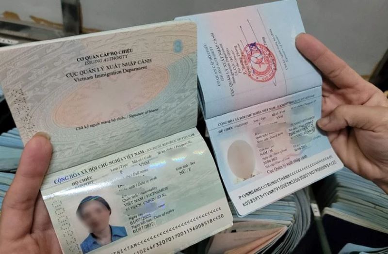 Rút ngắn thời gian làm hộ chiếu